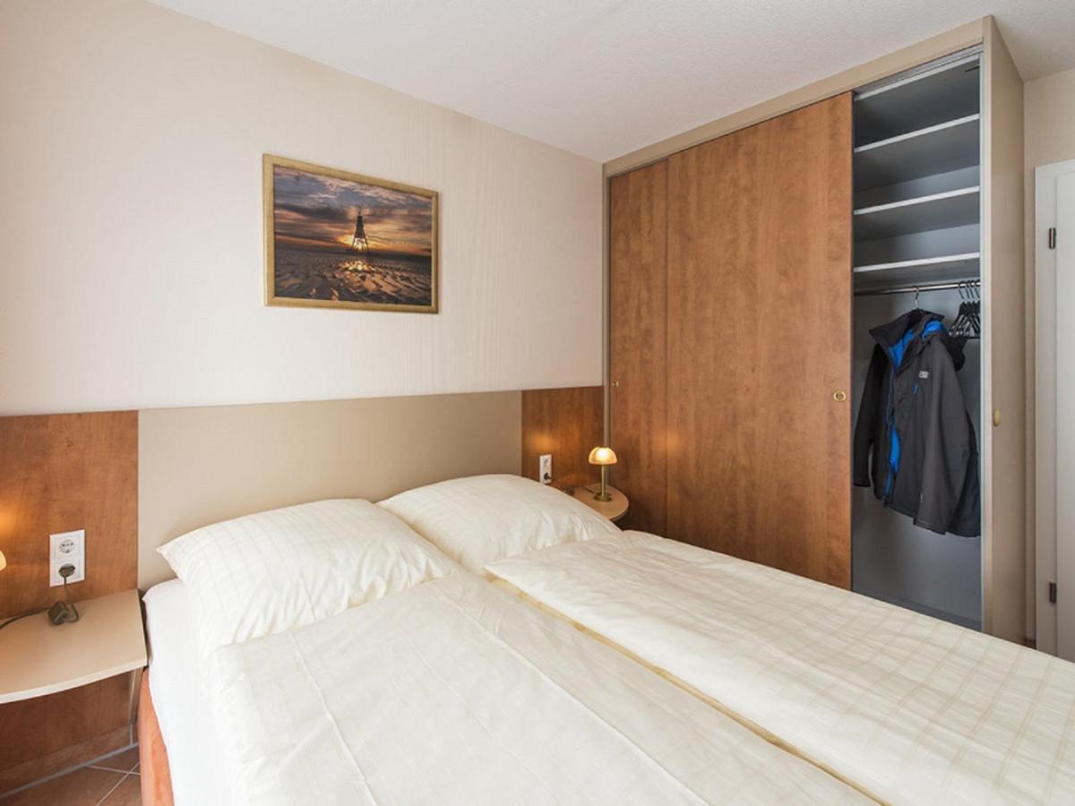 Haus Duenenglueck Whg. 23, Teilseesicht 库克斯港 外观 照片